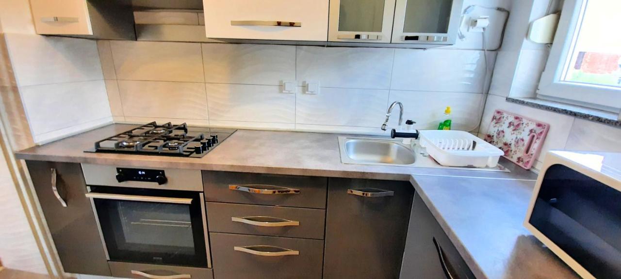 Apartment Miroslav クルク エクステリア 写真