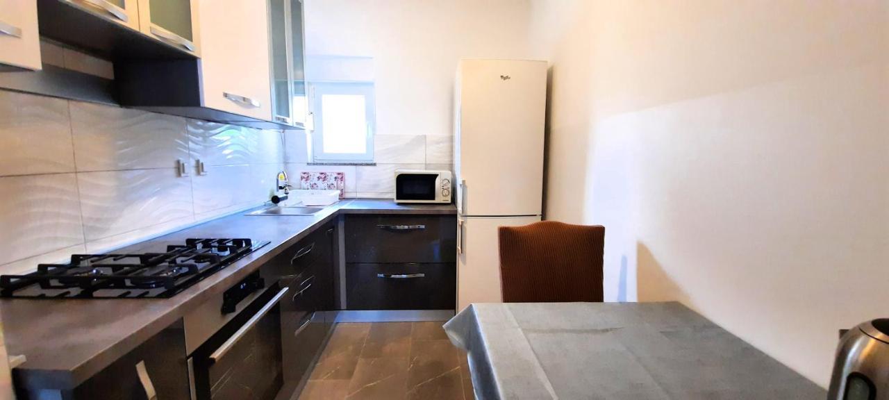 Apartment Miroslav クルク エクステリア 写真