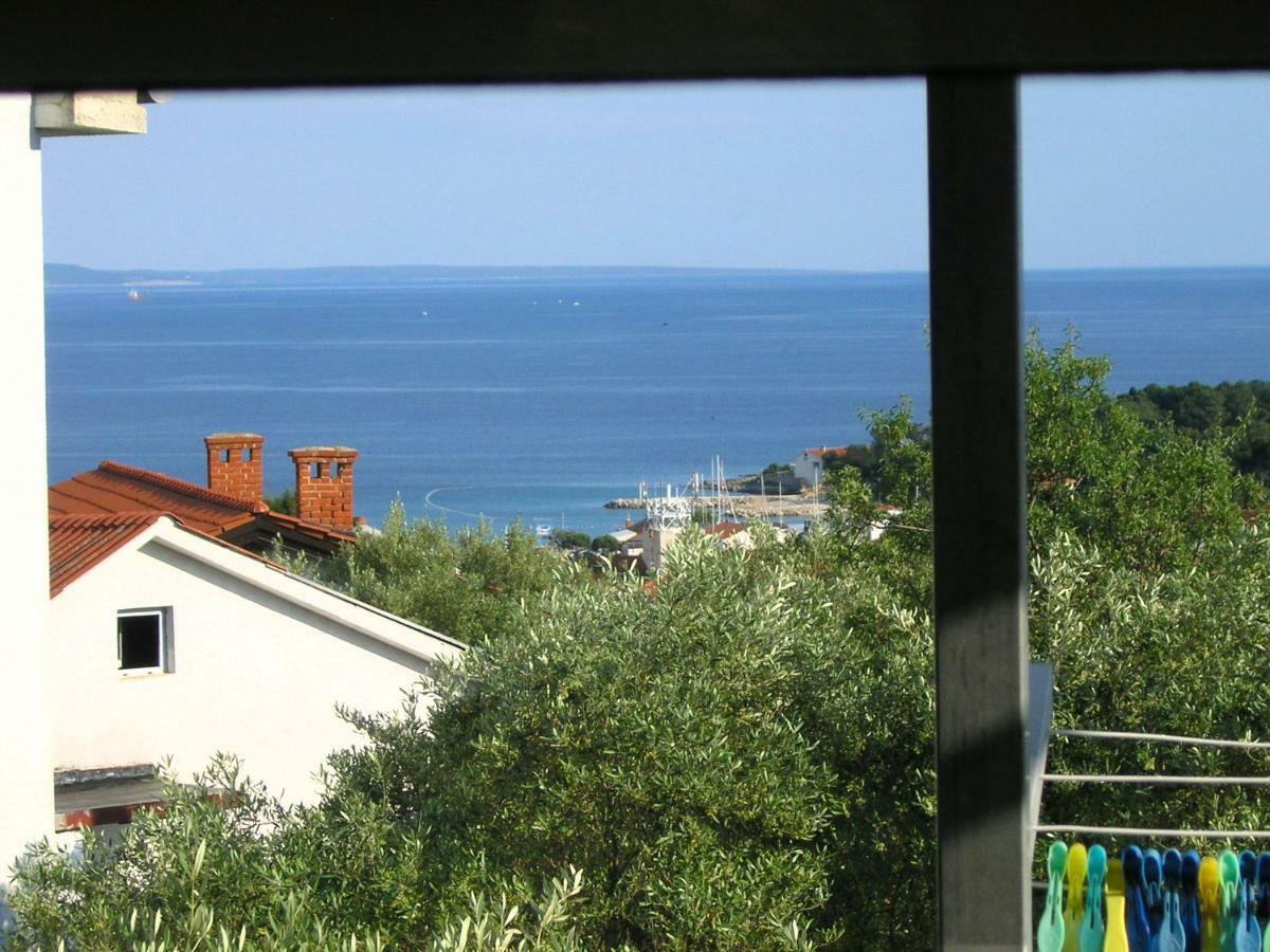 Apartment Miroslav クルク エクステリア 写真